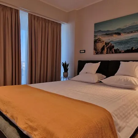 Aquaview Apartment *