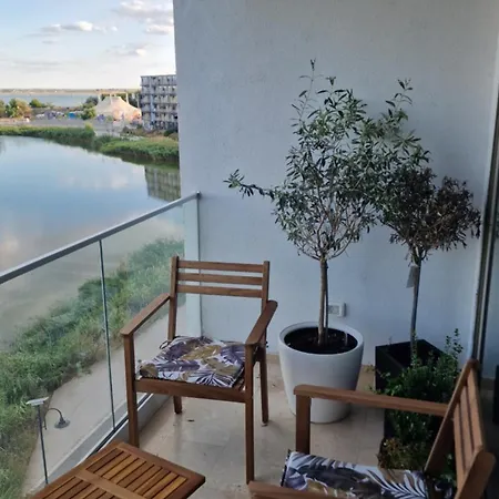 Apartment Aquaview