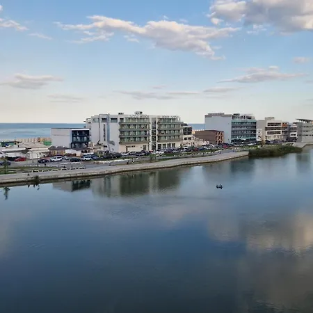 Aquaview Apartment